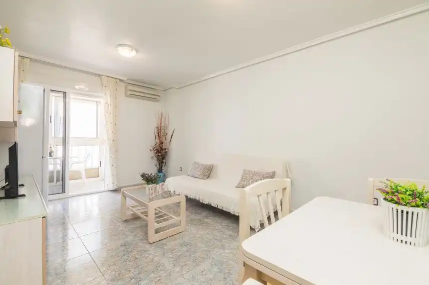 Wohnzimmer von Wohnung zum Verkauf in Elche / Elx mit Klimaanlage, Terrasse und Möbliert