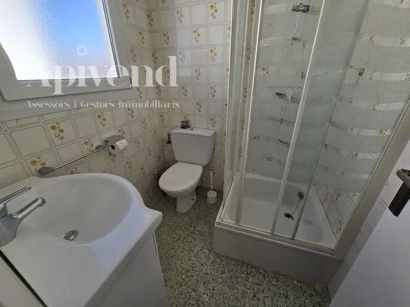 Villa con piscina in vendita a Pení, imagen 25