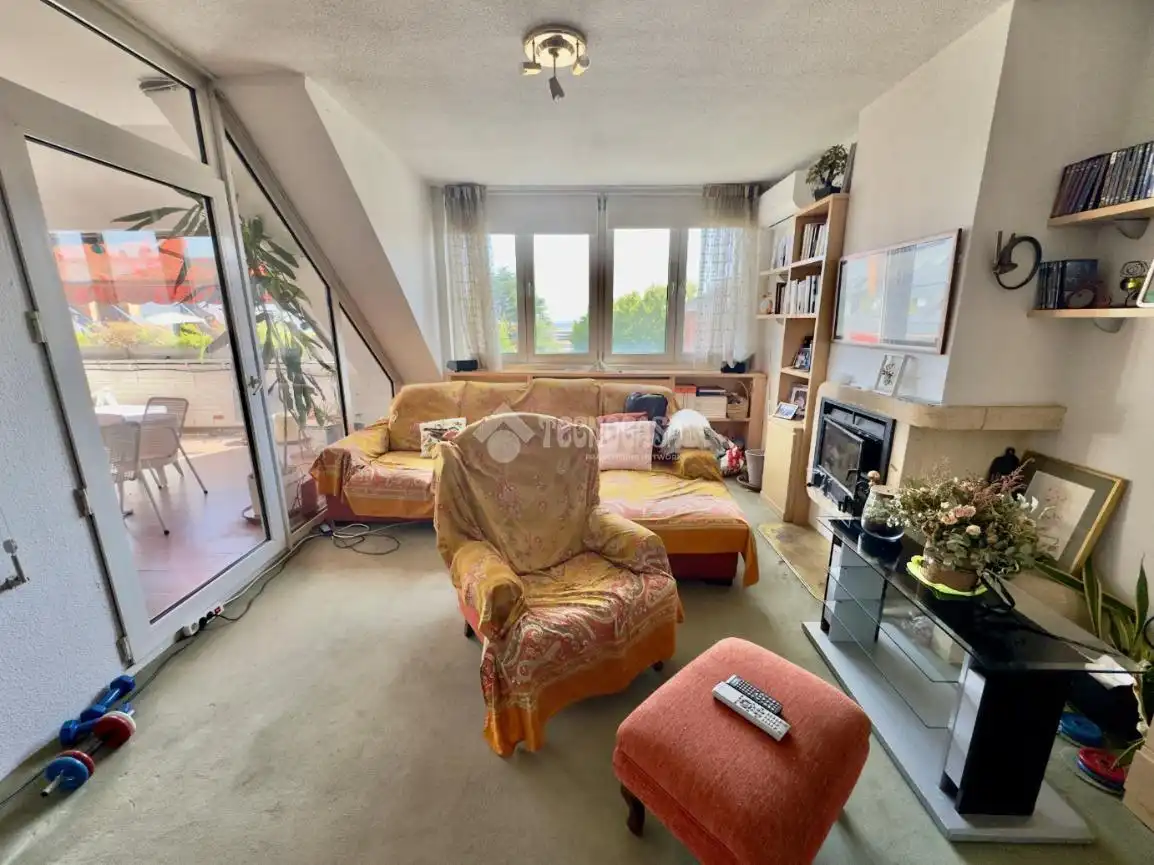 Living room of Flat for sale in Las Rozas de Madrid  with Air Conditioner, Heating and Terrace