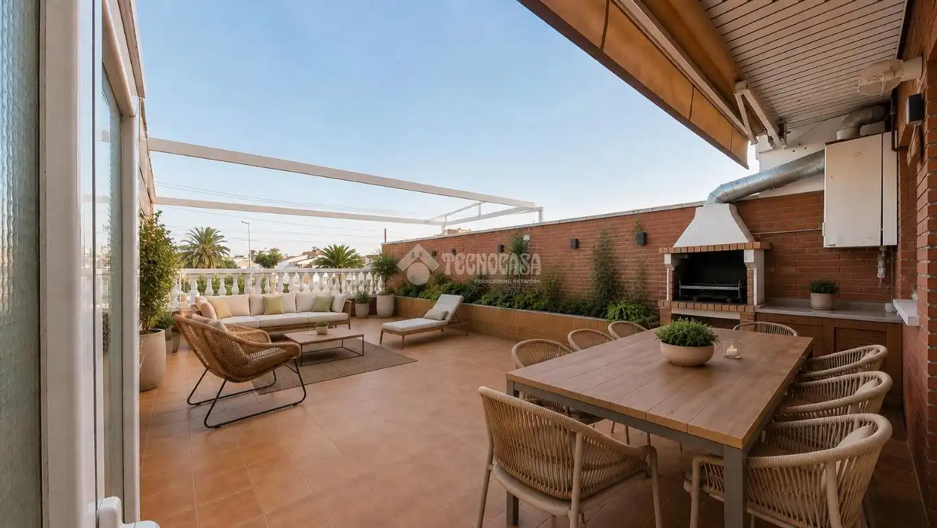 Terrassa de Casa adosada en venda en Barberà del Vallès amb Aire condicionat, Calefacció i Terrassa