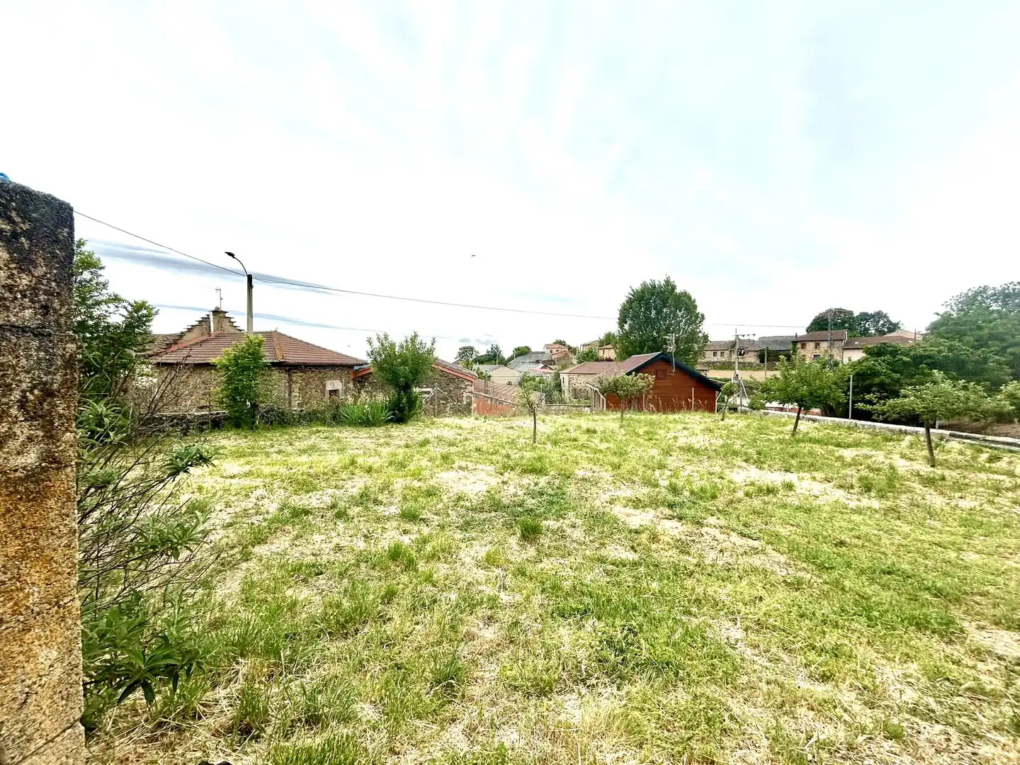Finca rústica en venta en Riello con Calefacción