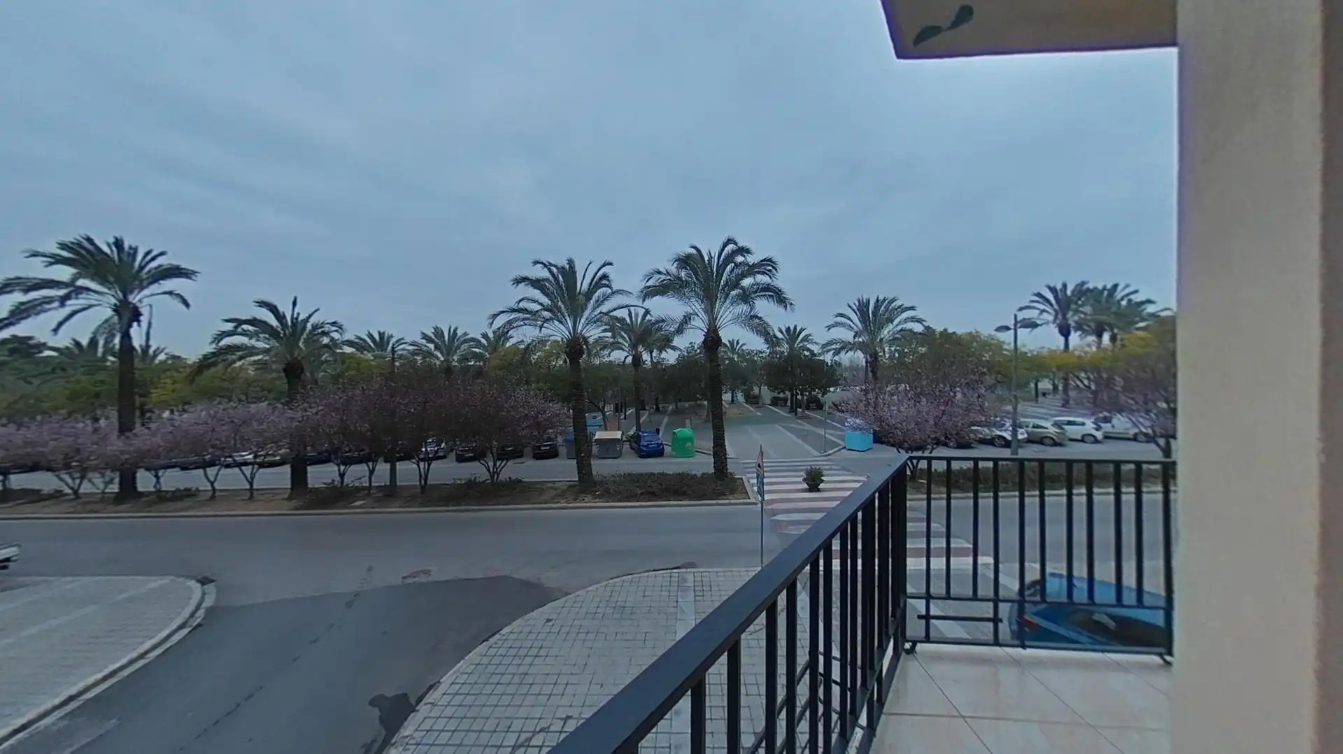 Vista exterior de Pis en venda en Paterna