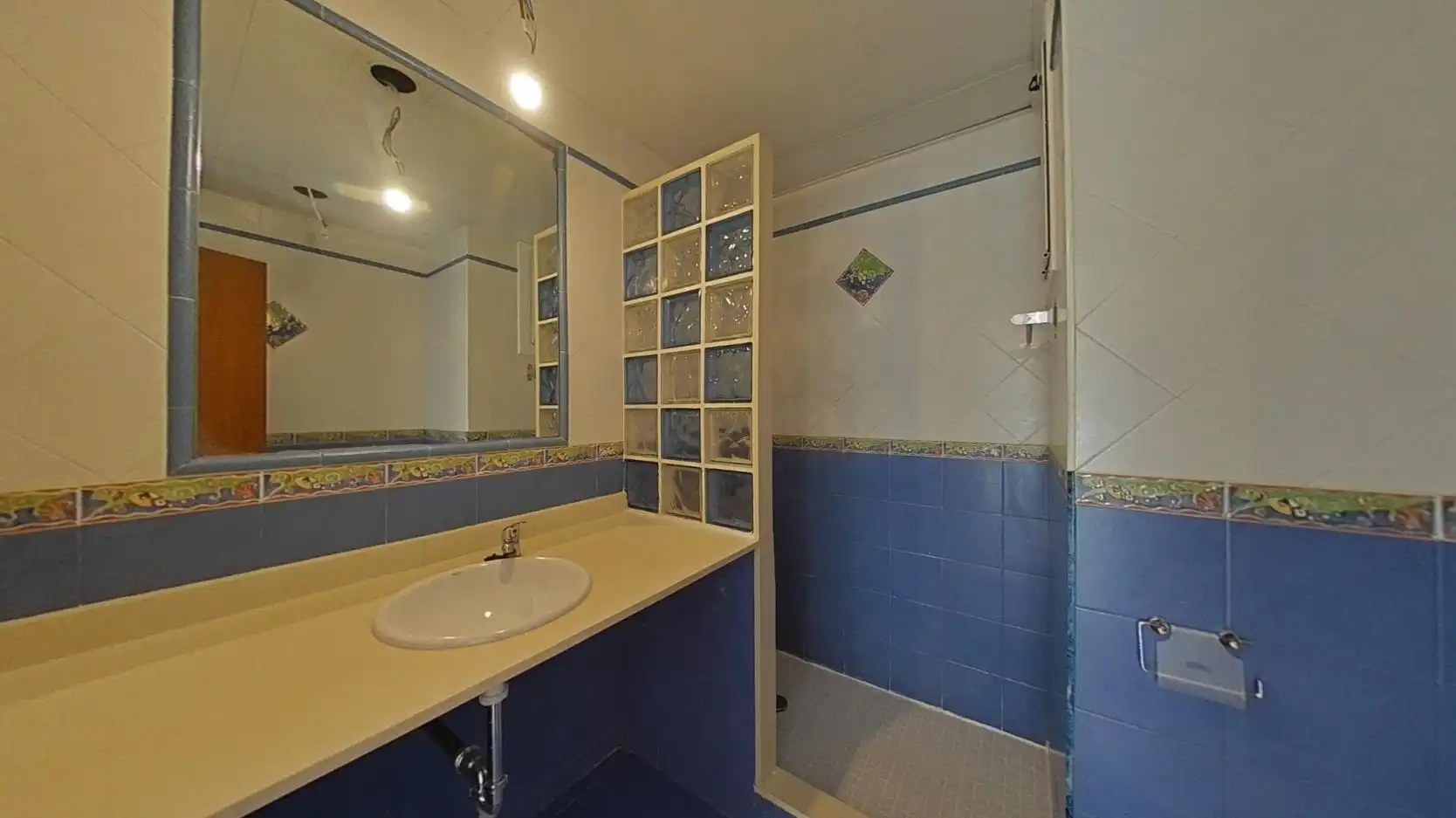 Baño de Piso en venta en Terrassa con Calefacción