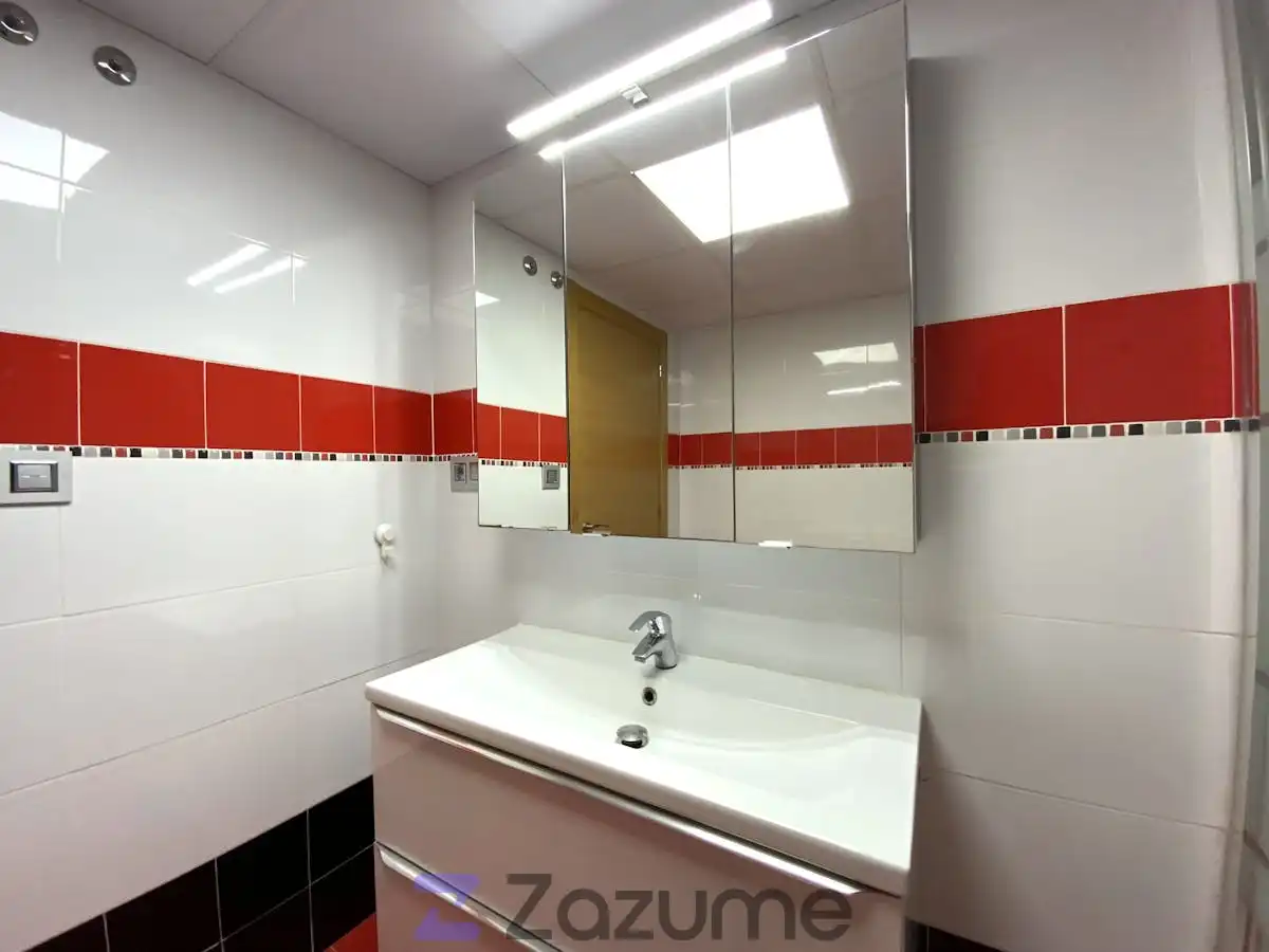 Wohnung zur Miete in Av. Vicent Blasco Ibáñez, Riba-roja de Túria