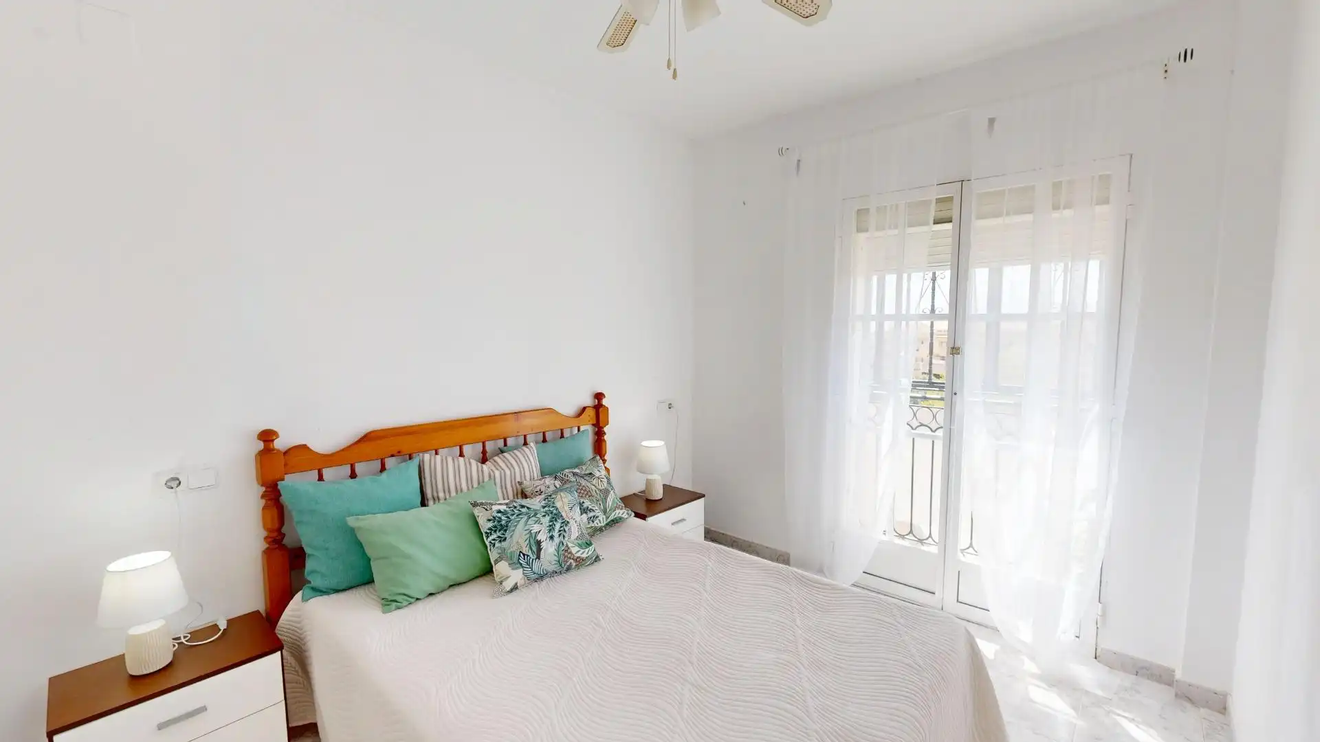 Habitación de Casa o chalet en venta en Orihuela con Terraza, Amueblado y Balcón