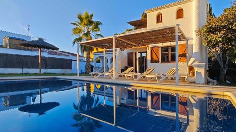 Foto 2 von Einfamilien-Reihenhaus zum Verkauf in Puigmal - Mas Nou, Empuriabrava