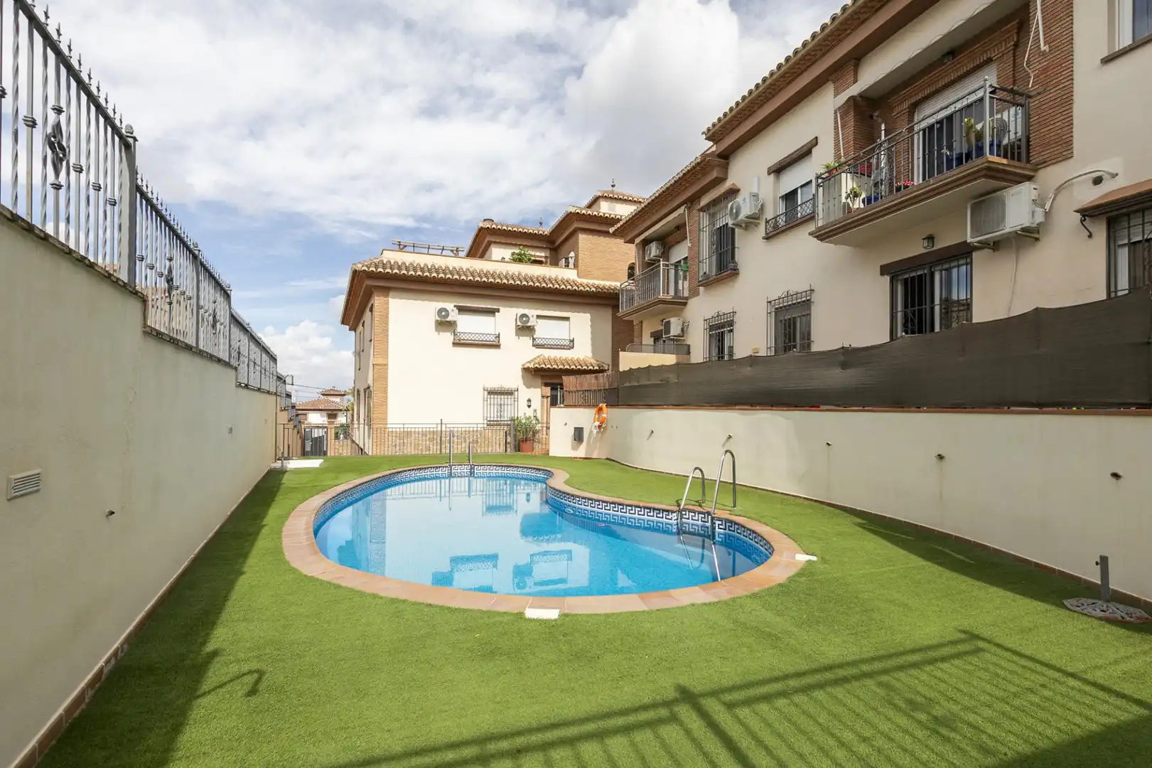Attico con piscina in vendita a Calle Lindero 2