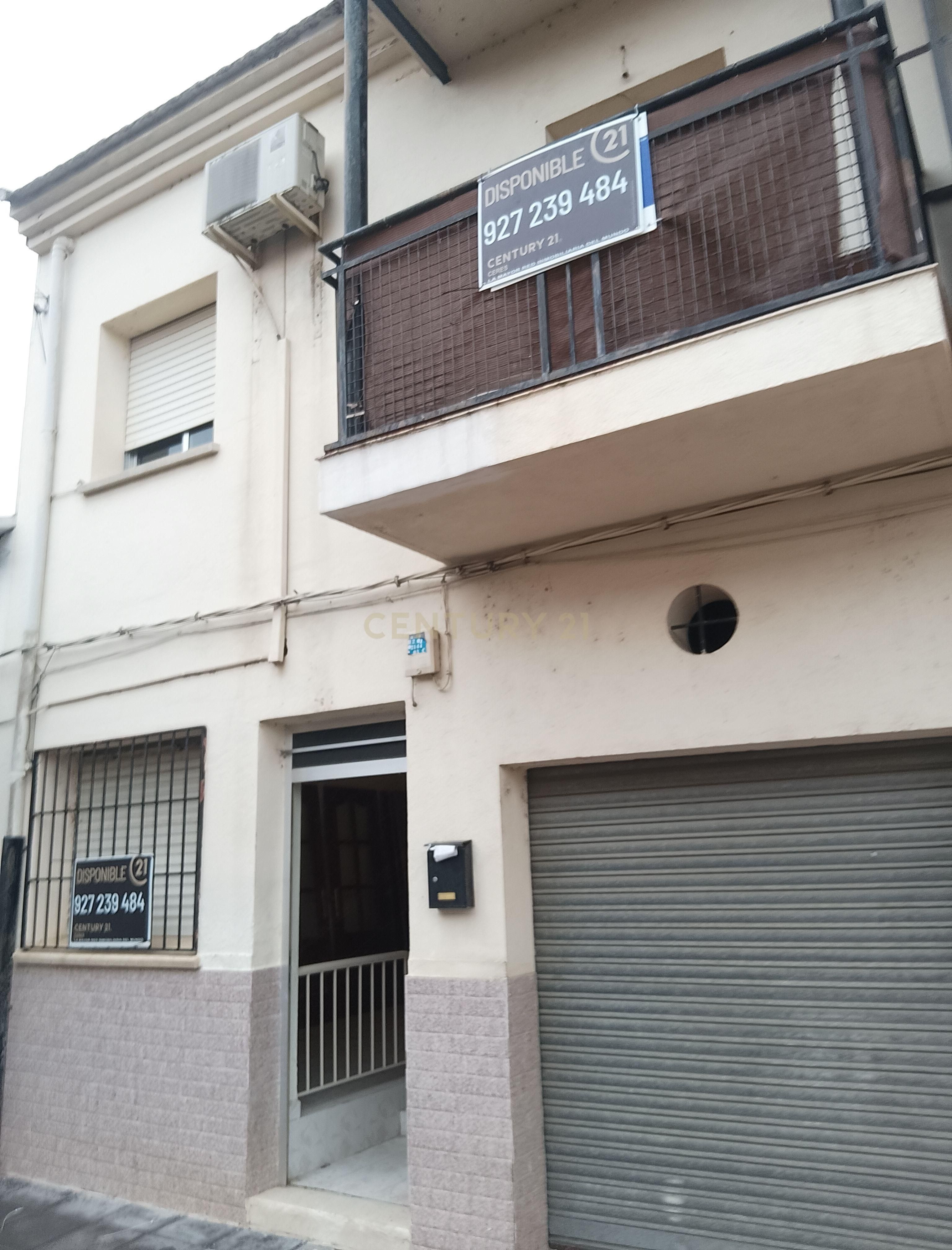 Exterior view of House or chalet for sale in Moraleja