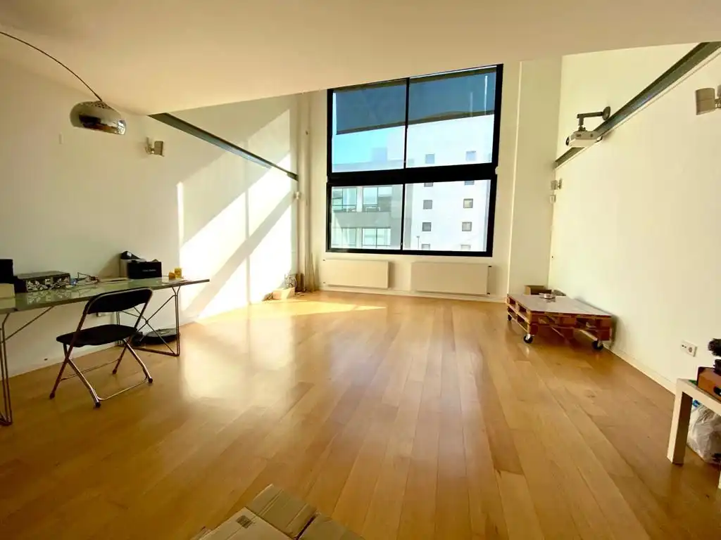 Loft mieten mit Kaufoption in Carrer d'Àvila, El Poblenou