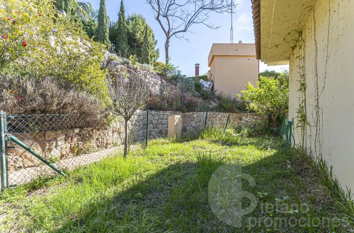 Jardín de Casa adosada en venta en Málaga con Aire acondicionado, Jardín privado y Terraza