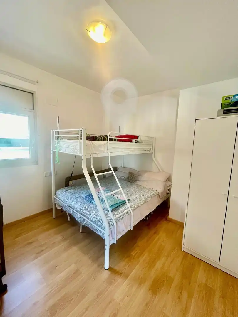 Schlafzimmer von Wohnung zum Verkauf in Llançà mit Klimaanlage, Heizung und Abstellraum