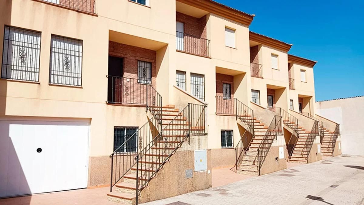 Exterior view of Single-family semi-detached for sale in Fuente Vaqueros  with Balcony