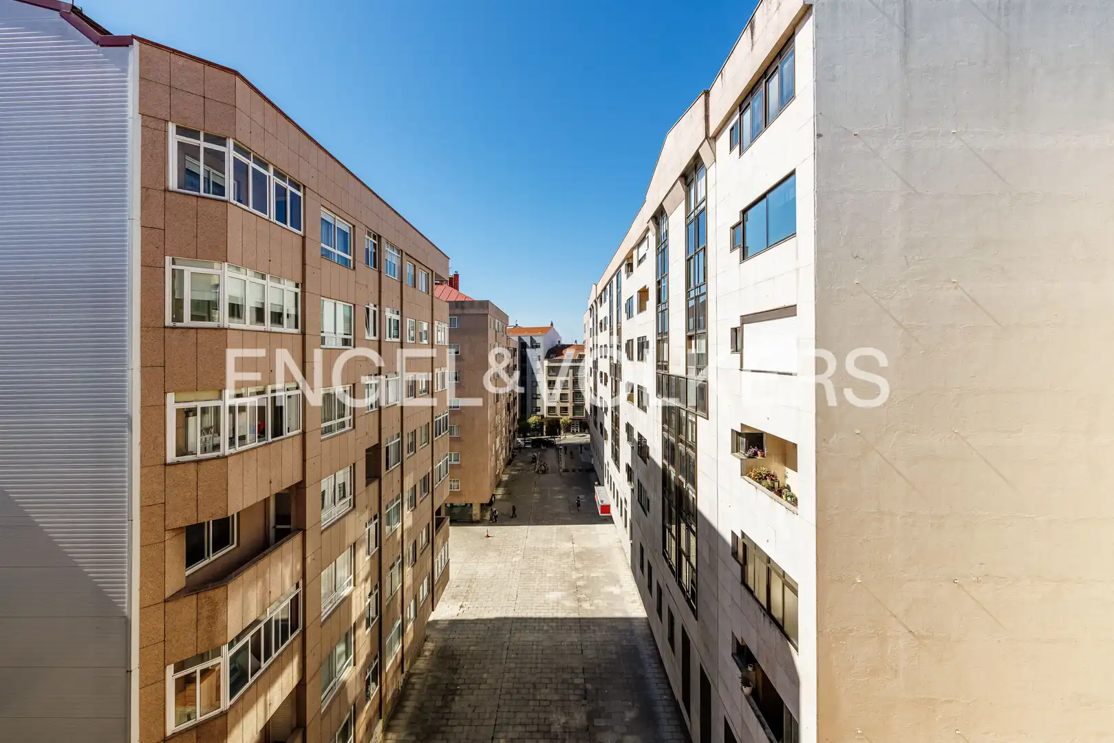 Vista exterior de Pis en venda en Vigo  amb Calefacció, Parquet i Terrassa