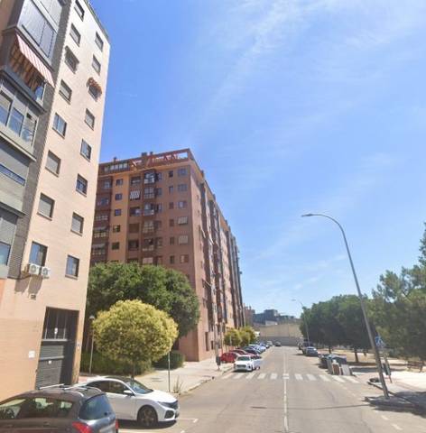 Piso en Venta en Palomeras Sureste