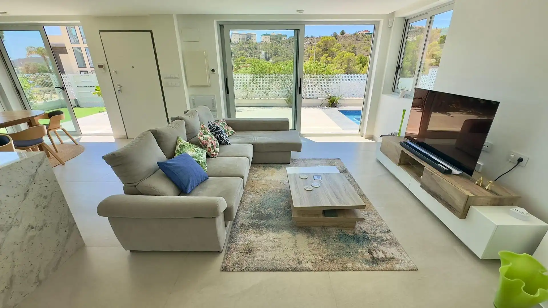 Villa mit Pool zum Verkauf in Calle EQUADOR 17, imagen 2