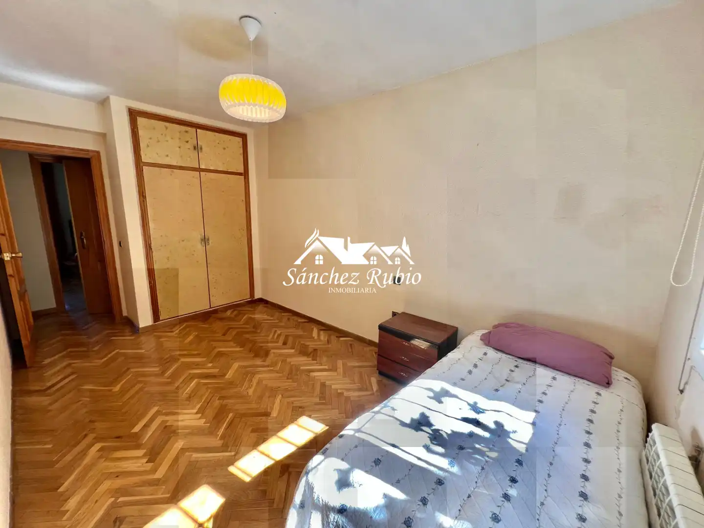 Bedroom of Houses for sale in Galapagar  with Heating, Private garden and Parquet flooring