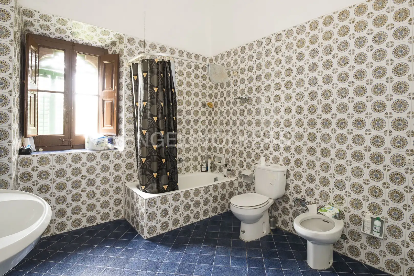Bathroom of Country homes for sale in Sant Pere de Ribes  with Heating, Private garden and Storage room