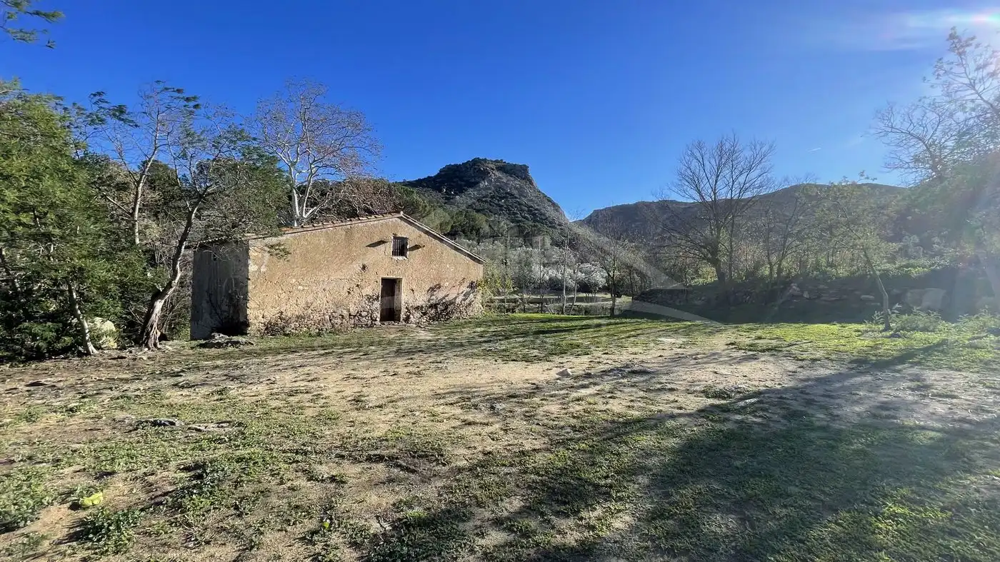 Finca rústica en venta en Vilajuïga
