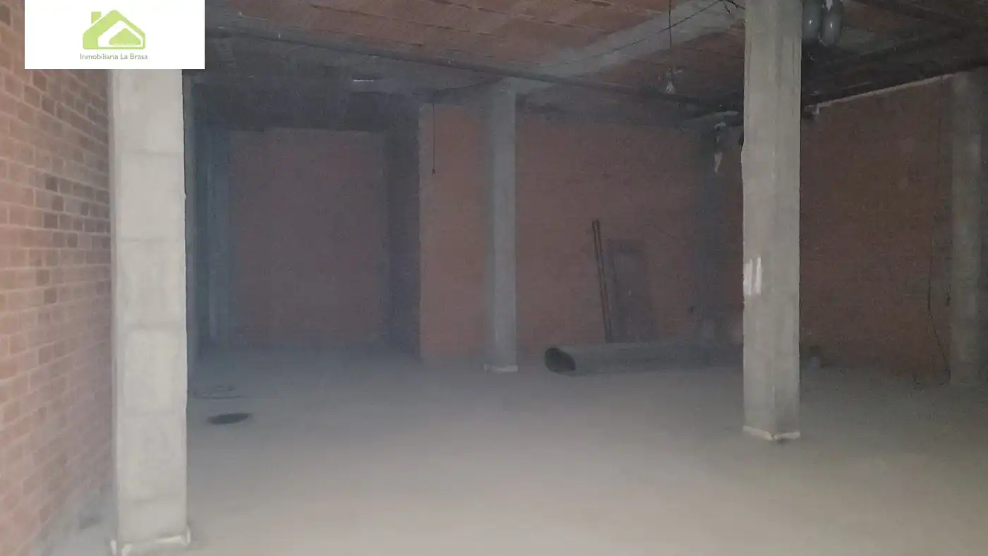 Local comercial en venda a Casco Antiguo, imagen 15