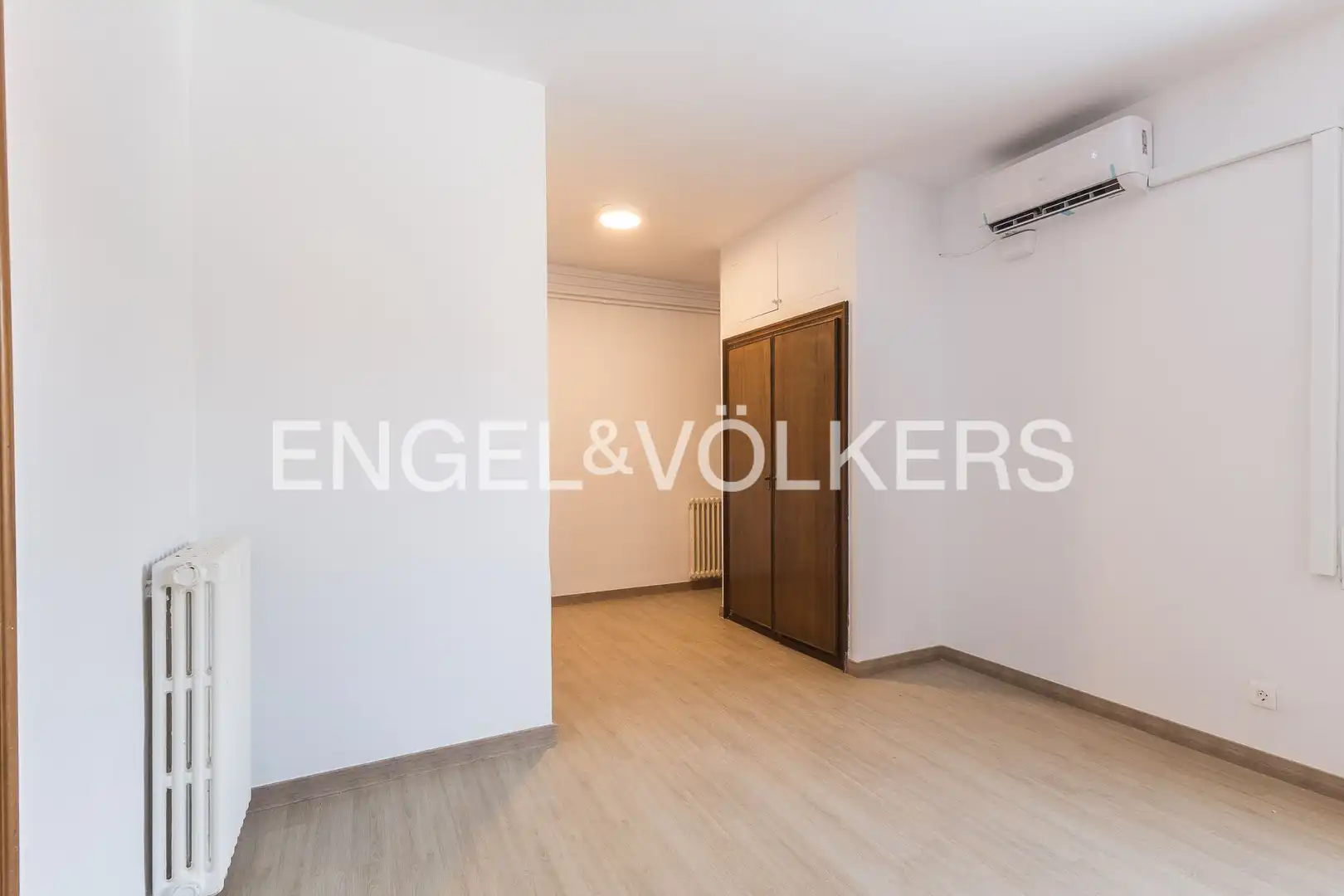 Piso de alquiler en Barcelona con Aire acondicionado, Calefacción y Parquet