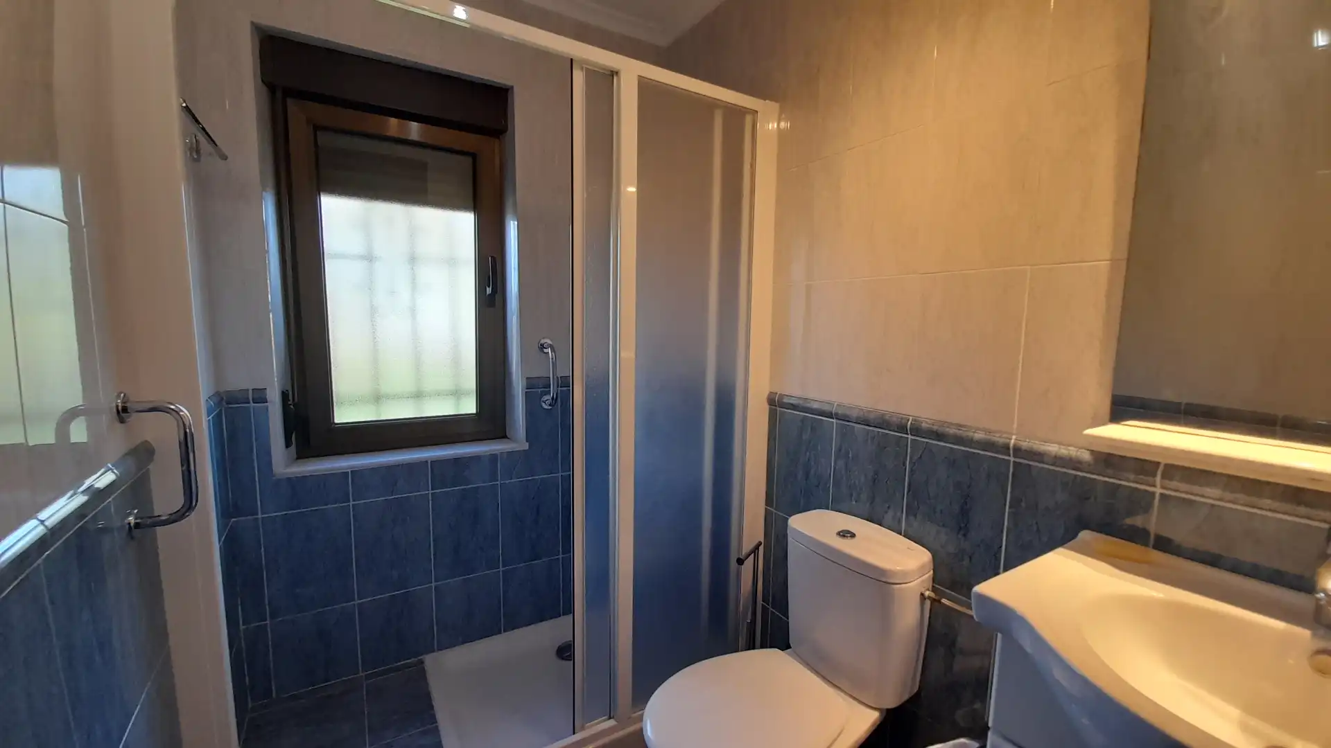 Badezimmer von Country house zur Miete in Oviedo  mit Heizung, Terrasse und Möbliert
