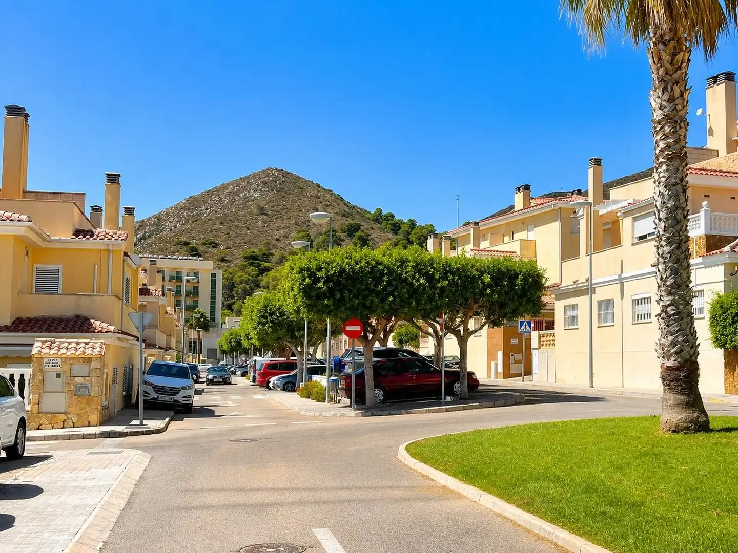Detached homes for sale in Calle LLENTISCLE, Racó