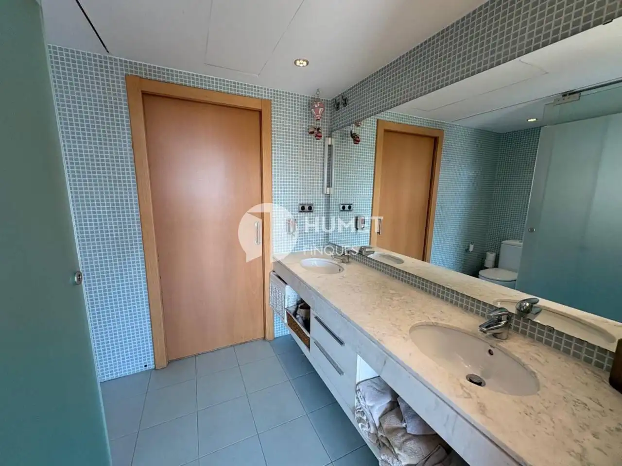 Baño de Casa o chalet en venta en Barcelona con Aire acondicionado, Calefacción y Jardín privado