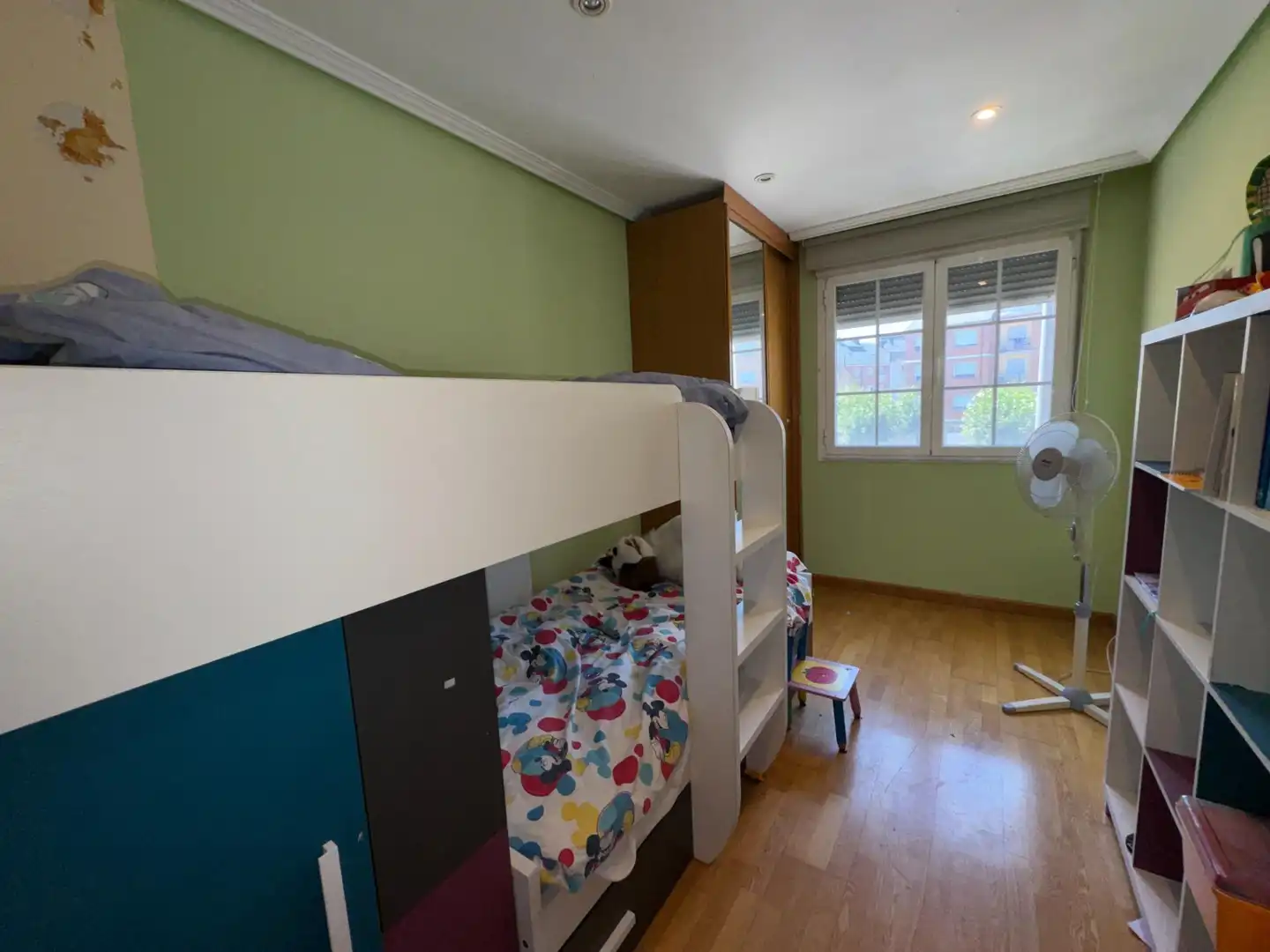 Habitación de Apartamento en venta en Ponferrada con Calefacción, Trastero y Amueblado