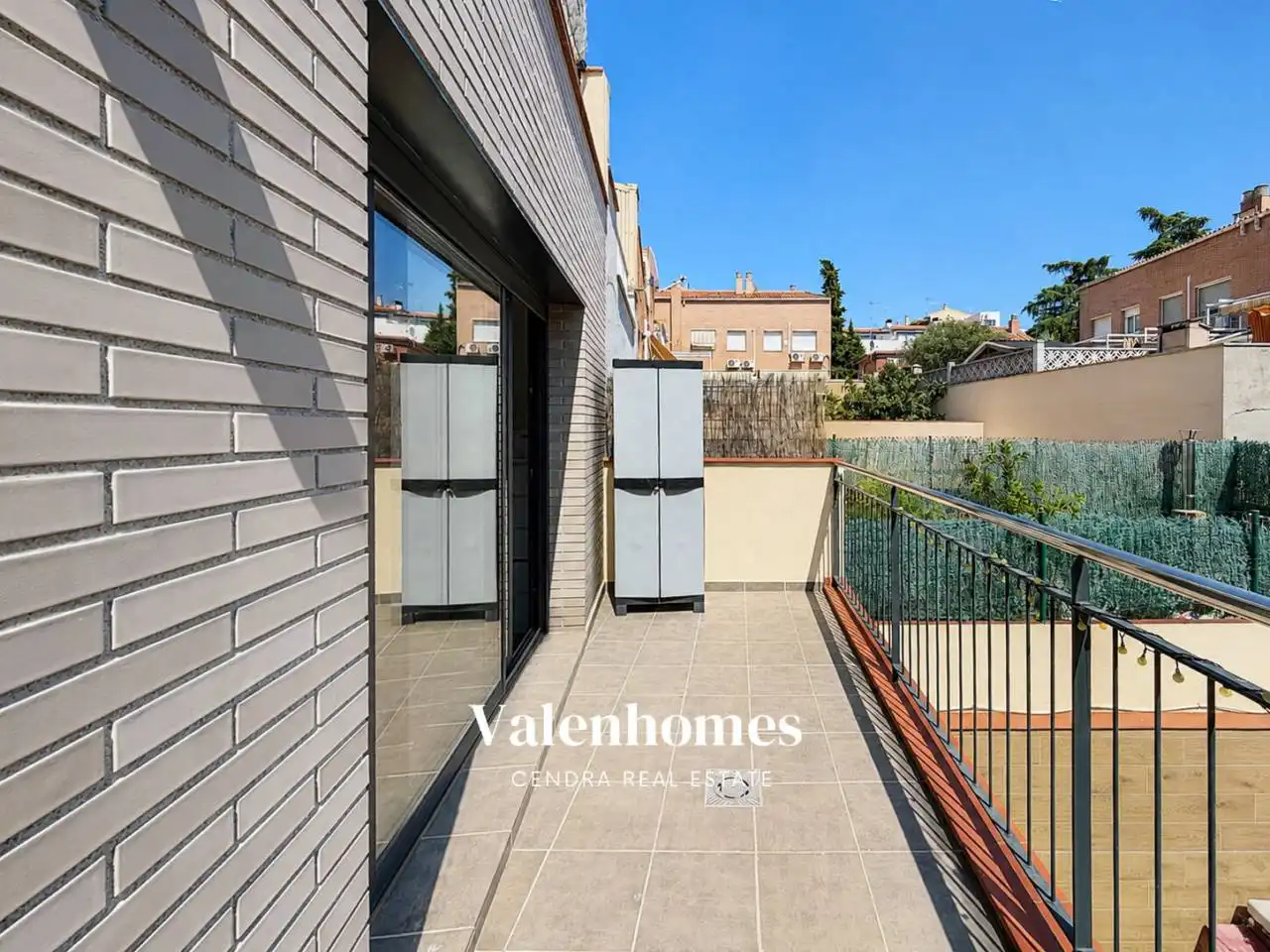 Vista exterior de Casa o xalet en venda en Terrassa amb Aire condicionat, Calefacció i Terrassa