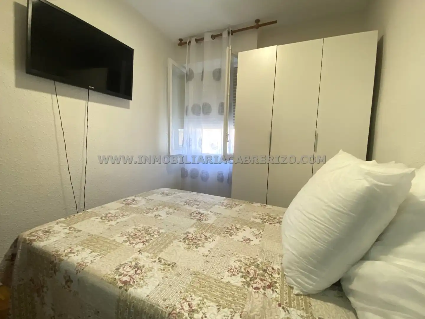 Habitación de Piso en venta en  Pamplona / Iruña con Calefacción, Parquet y Terraza