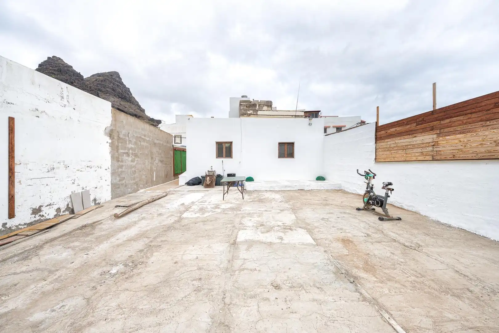 Vista exterior de Finca rústica en venta en Arucas con Jardín privado, Terraza y Amueblado