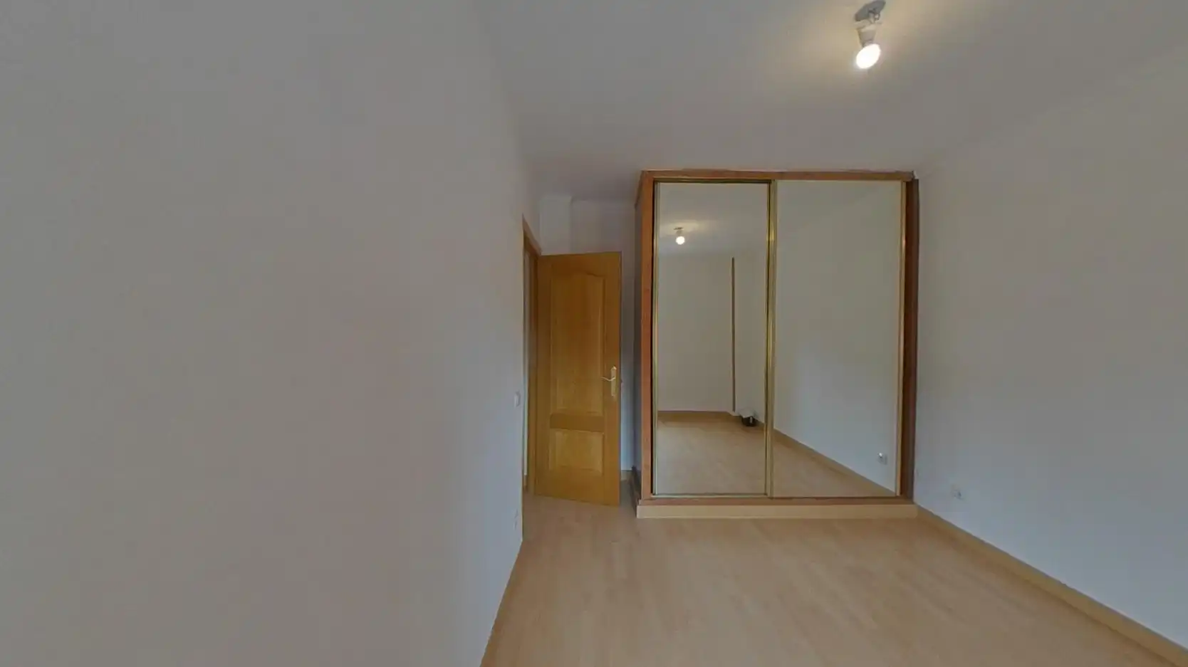 Flat for sale in C/ Sierra de Gredos , Zona Centro Joven
