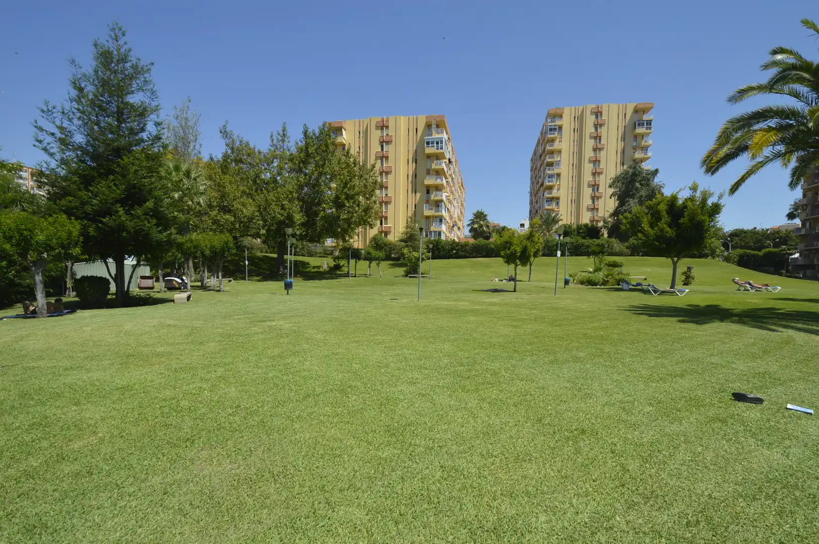 Jardí de Estudi en venda en Benalmádena amb Aire condicionat, Terrassa i Moblat