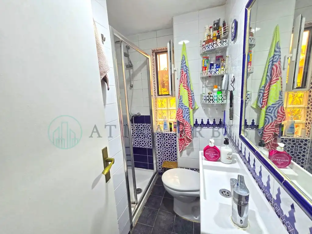 Bany de Pis en venda en Torremolinos amb Aire condicionat, Jardí privat i Terrassa