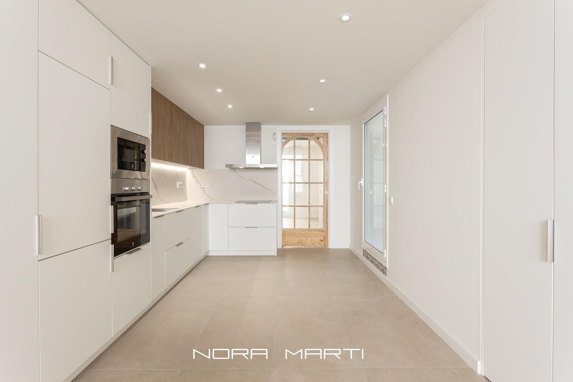 Cocina de Planta baja en venta en  Barcelona Capital