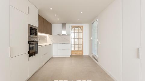 Foto 2 de Planta baja en venta en Sants-Badal,  Barcelona Capital