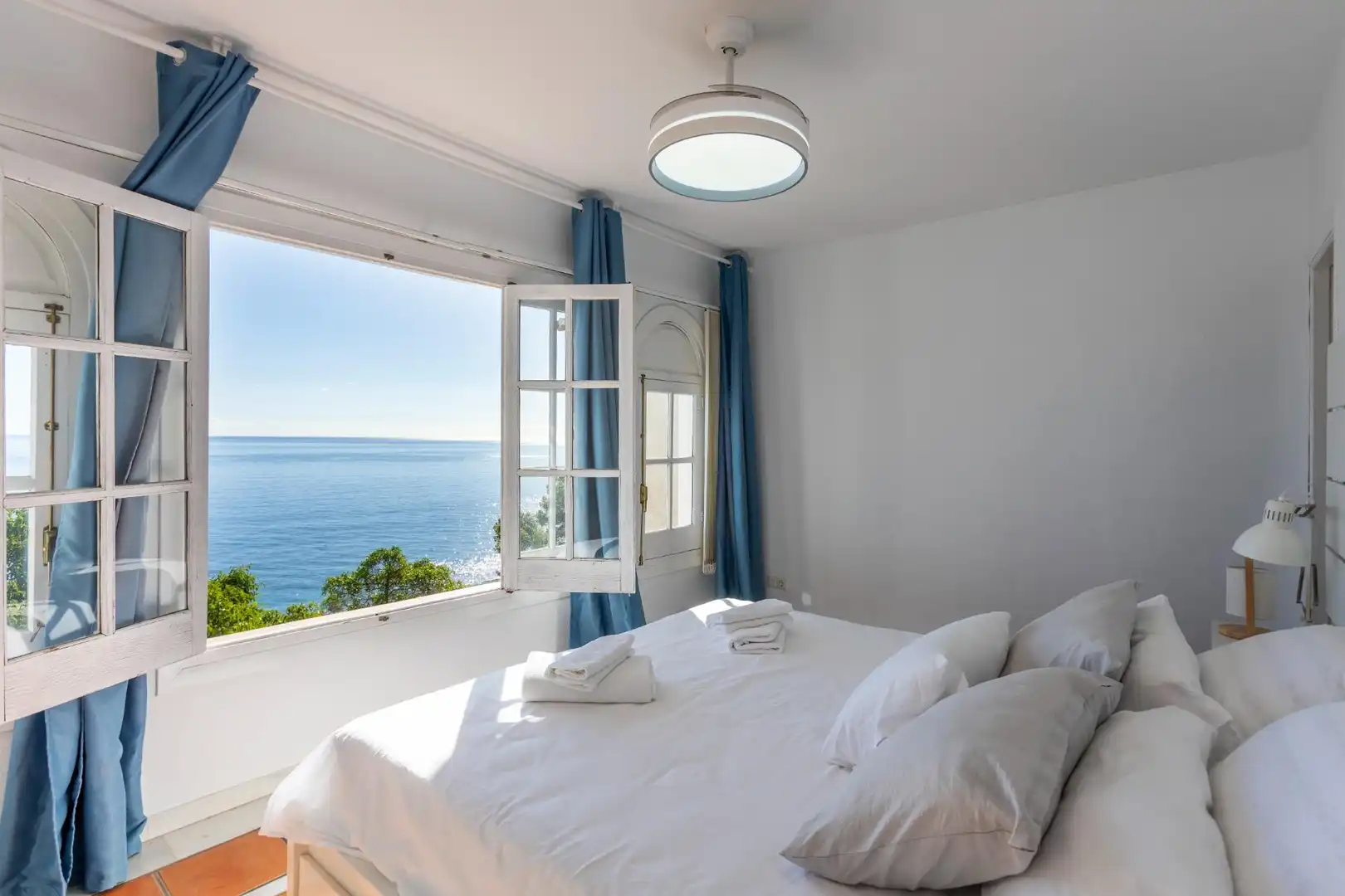 Habitación de Casa o chalet en venta en Almuñécar con Aire acondicionado, Jardín privado y Terraza