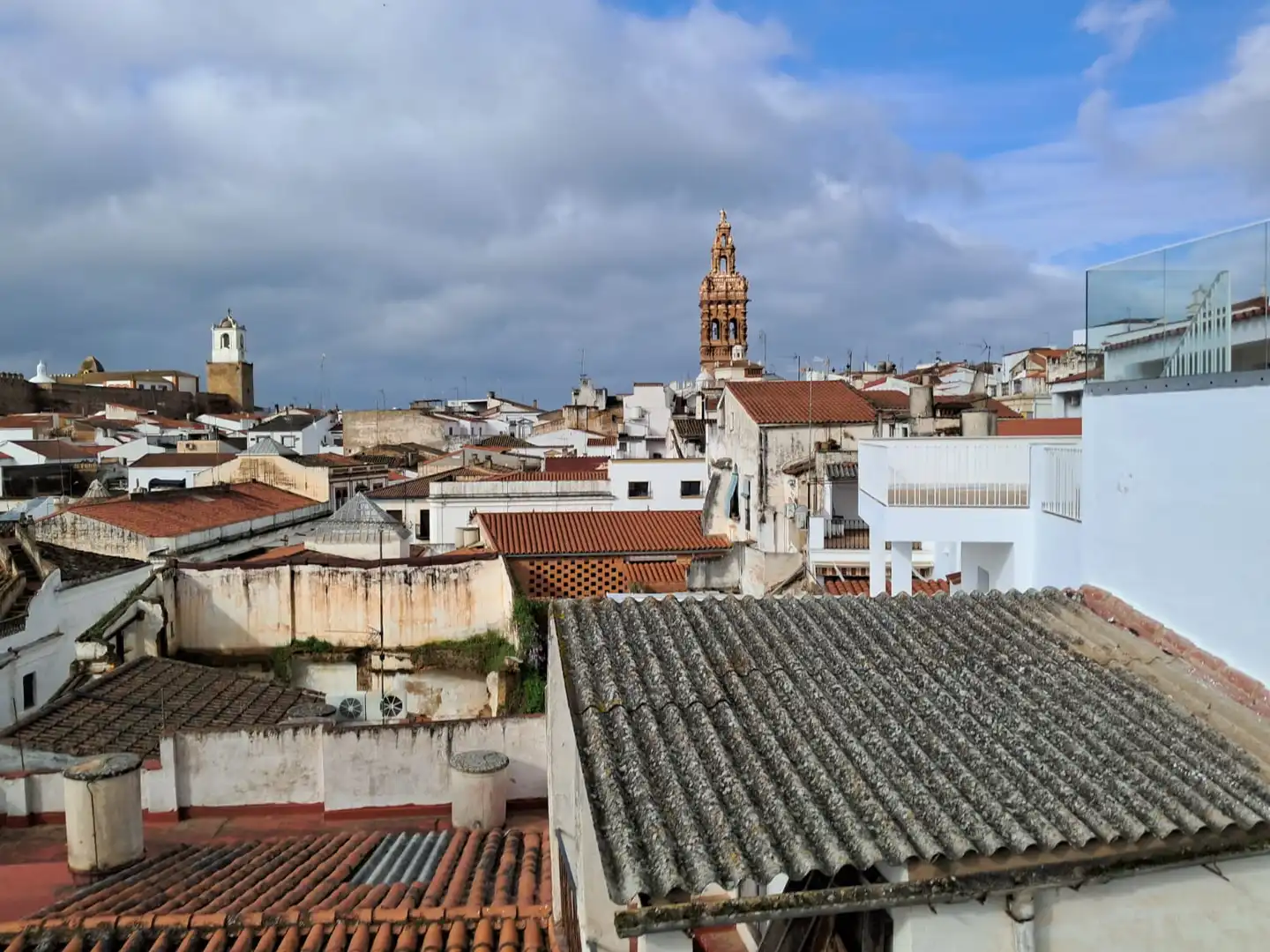 Vista exterior de Dúplex en venda en Jerez de los Caballeros amb Calefacció, Terrassa i Traster
