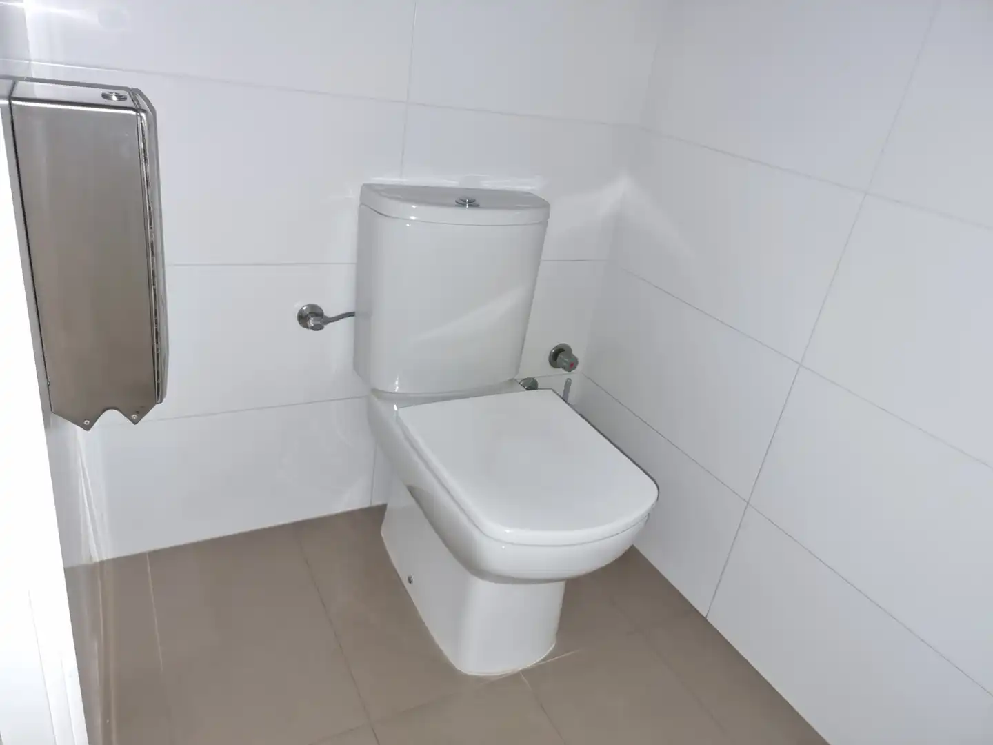 Local comercial de lloguer a Rúa do Hórreo, imagen 15