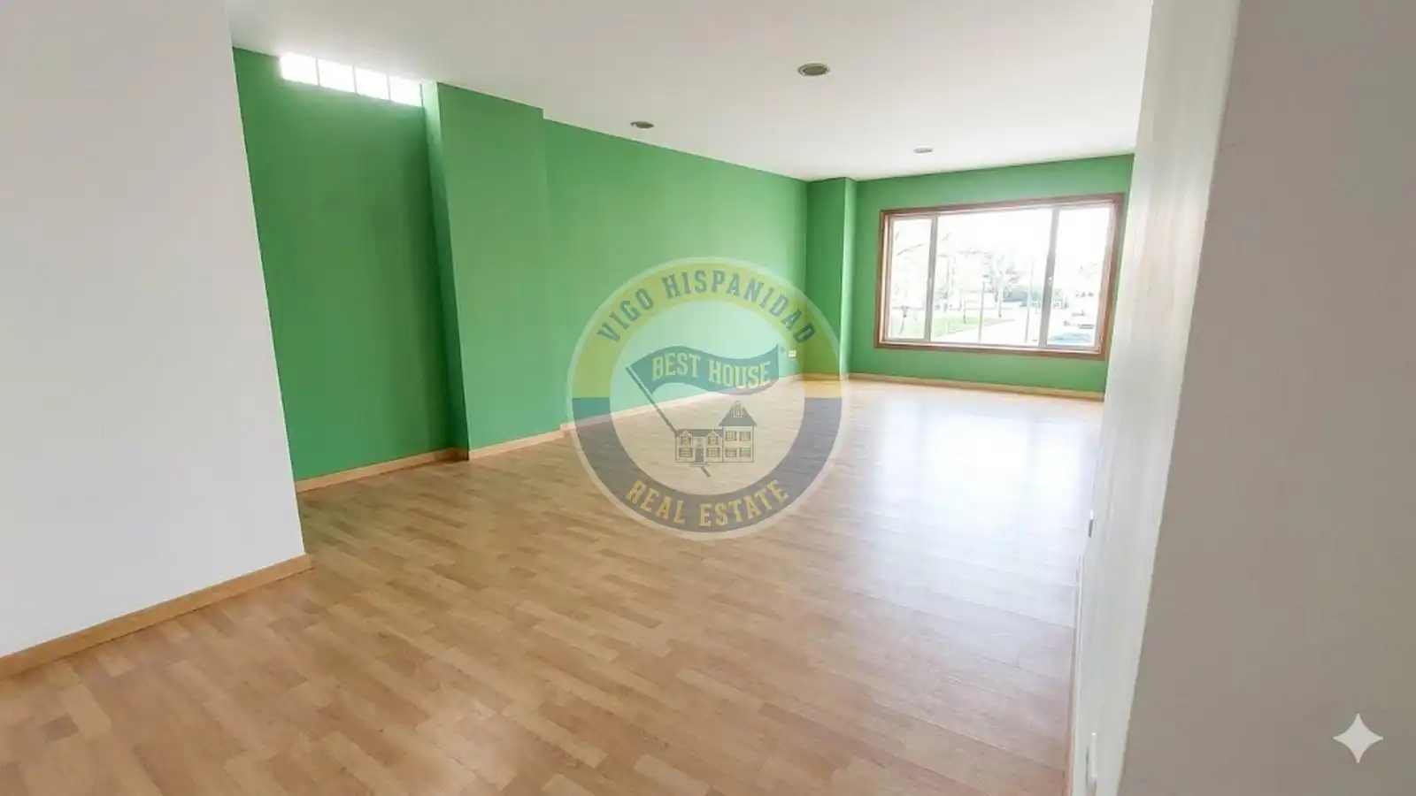 Loft en venta en Vigo  con Calefacción
