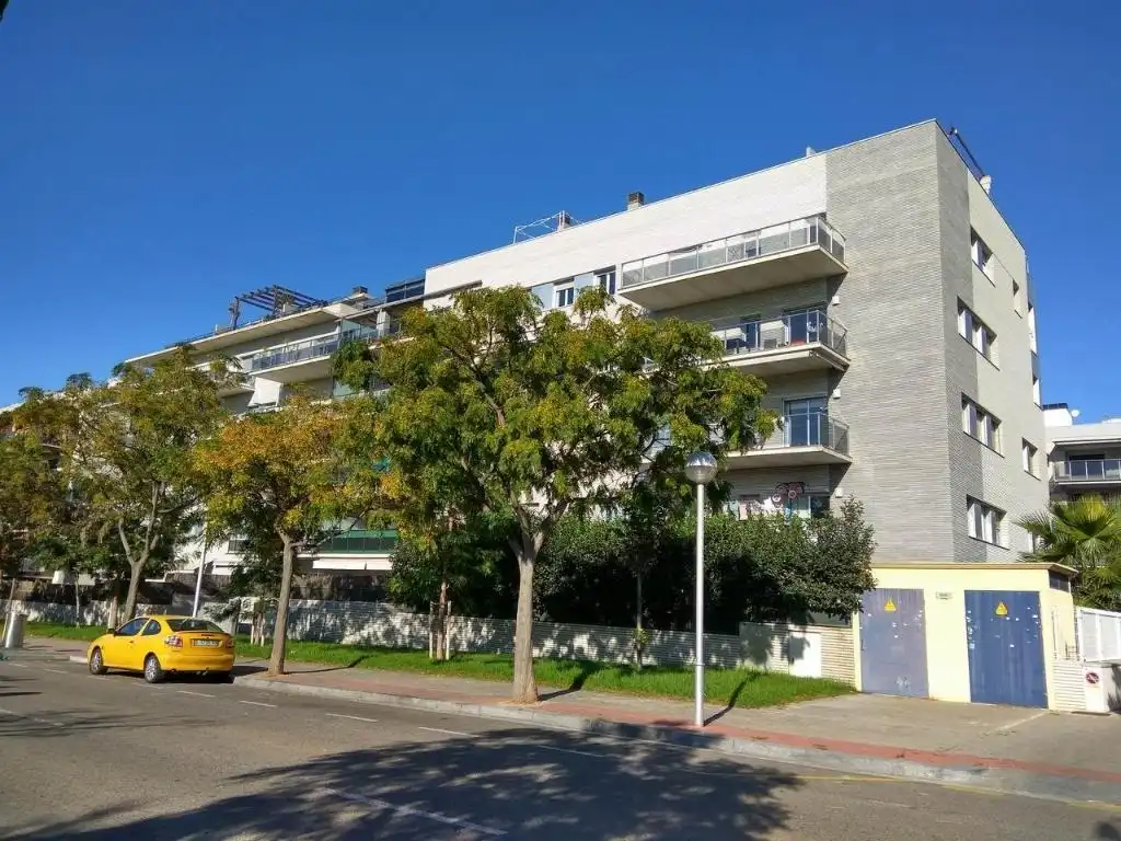 Vista exterior de Àtic en venda en Salou amb Terrassa i Piscina comunitària