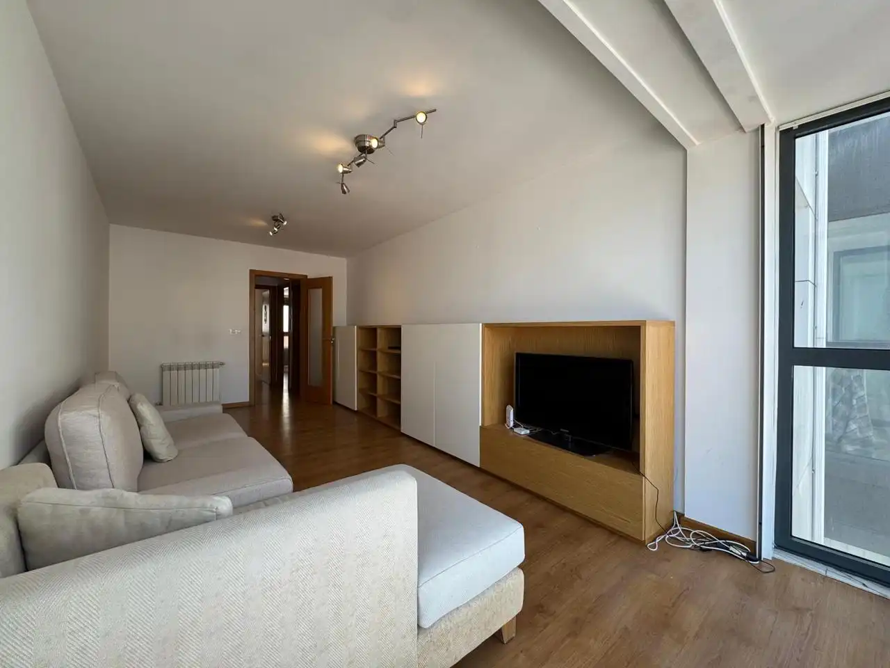 Sala d'estar de Pis en venda en A Coruña Capital  amb Calefacció i Traster