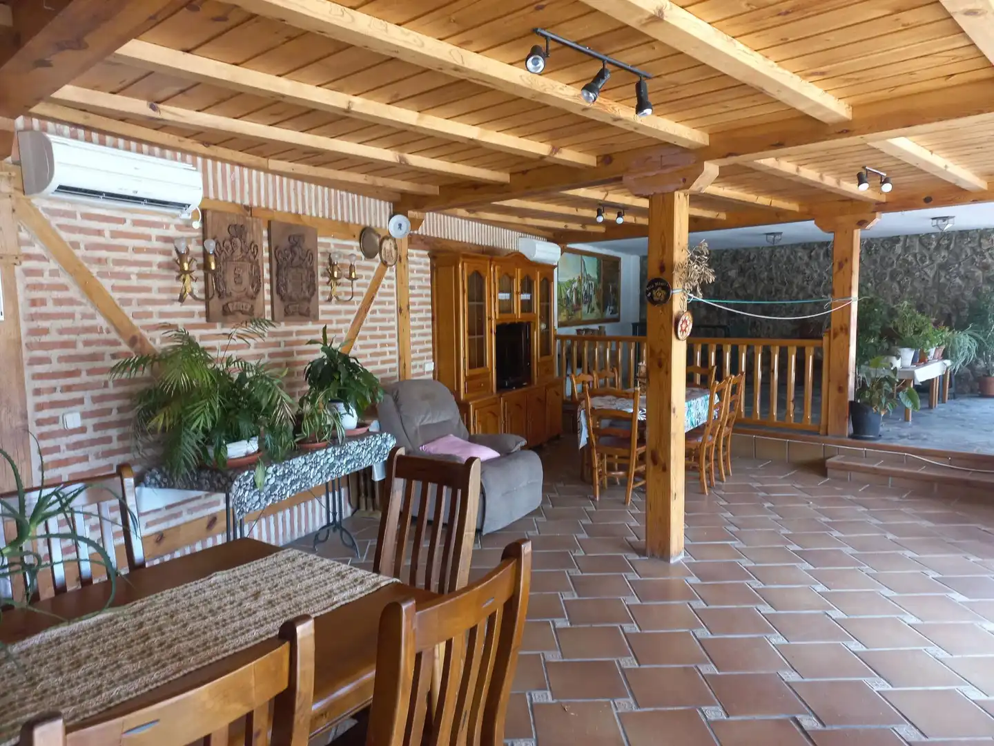 Terrassa de Casa o xalet en venda en Torrecaballeros amb Calefacció, Jardí privat i Traster