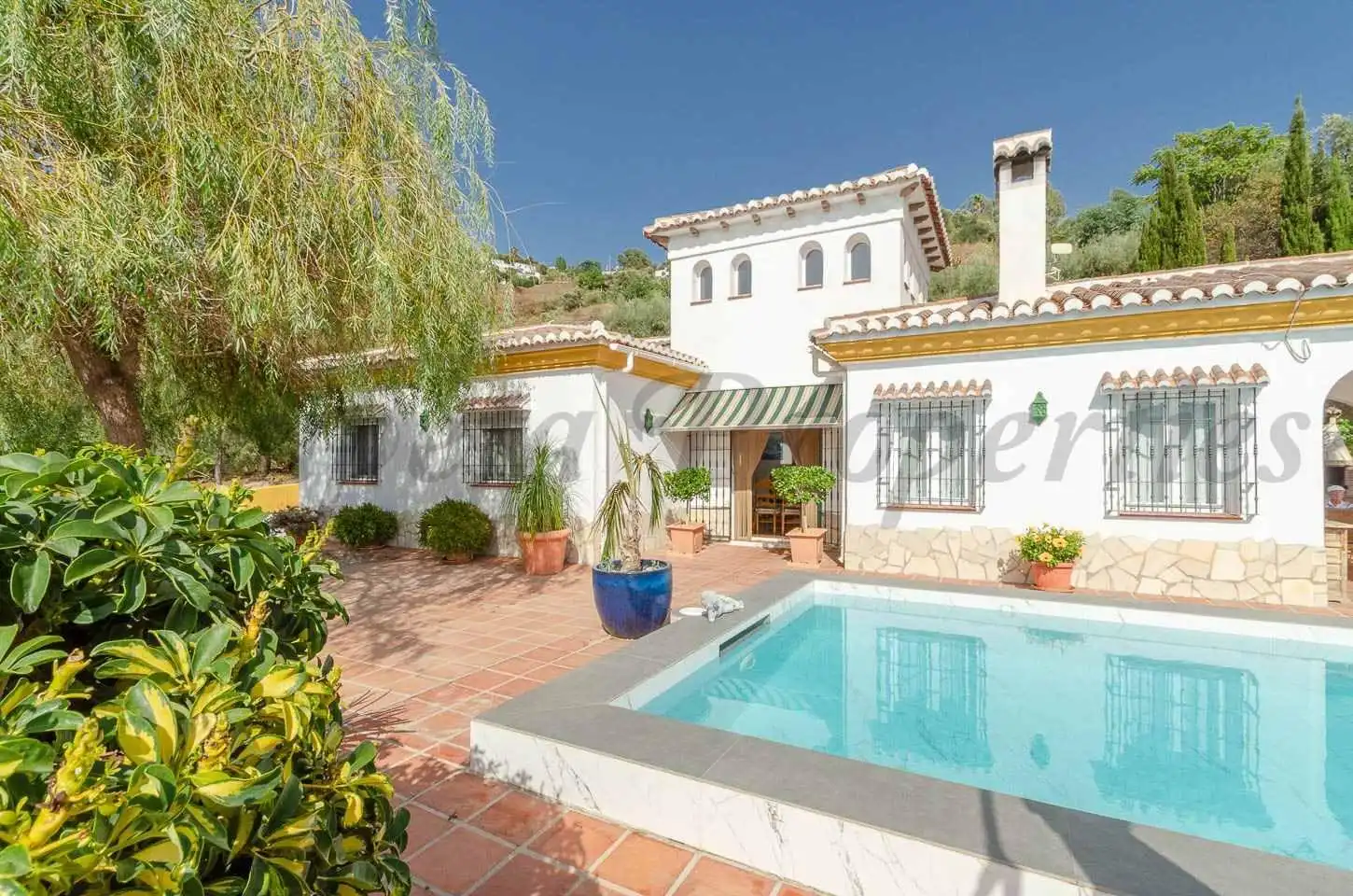 Casa en venda a Cómpeta