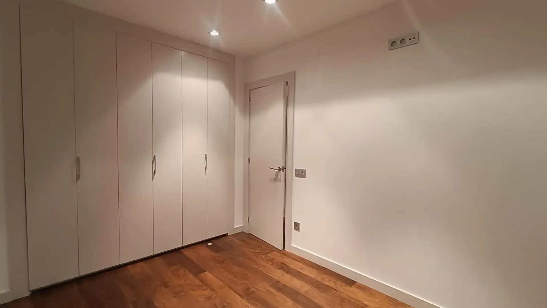 Wohnung zum Verkauf in Vic mit Heizung, Parkett und Balkon