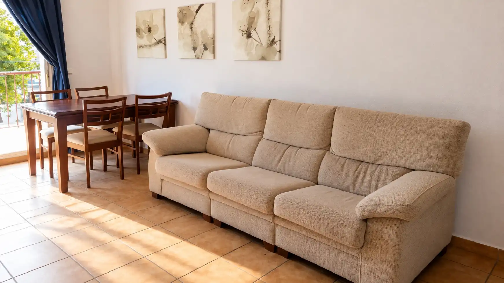 Sala d'estar de Pis en venda en El Peñoncillo