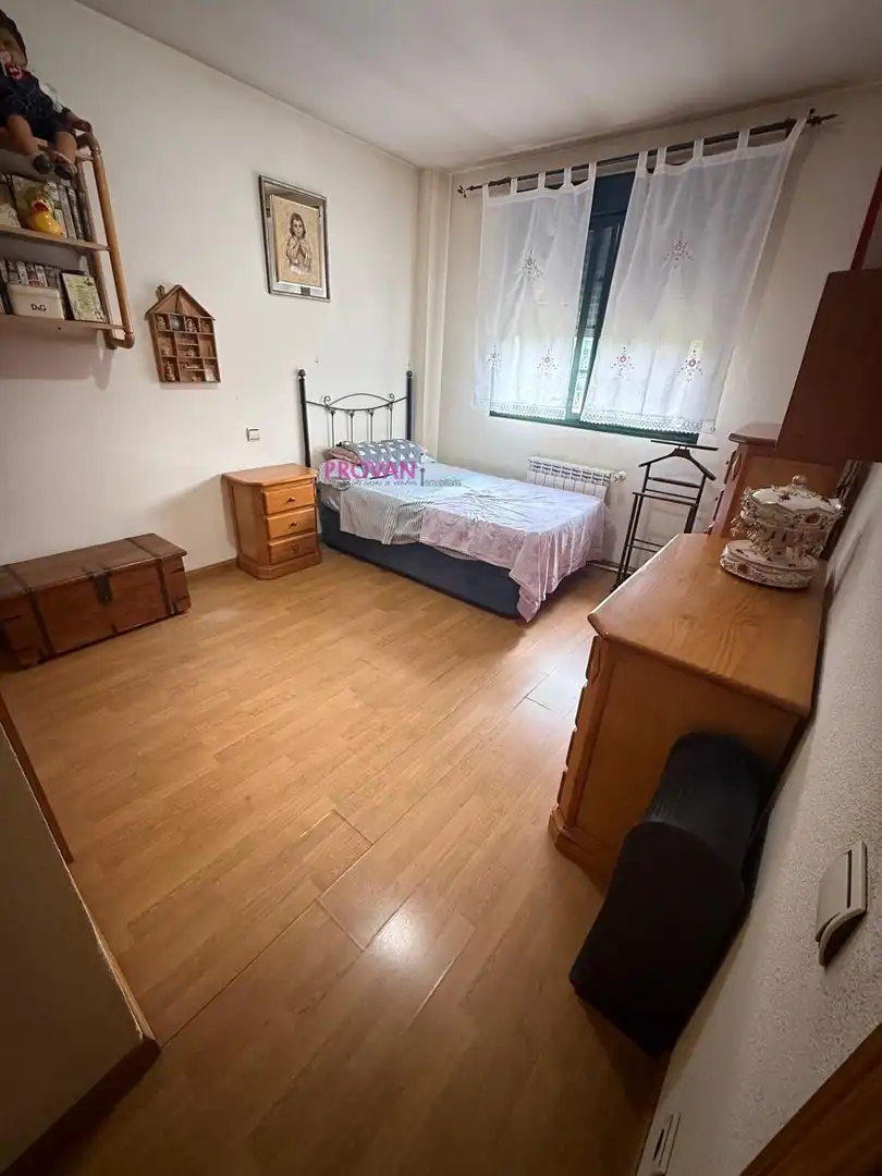 Bedroom of Detached homes for sale in Loeches  with Heating, Private garden and Storage room