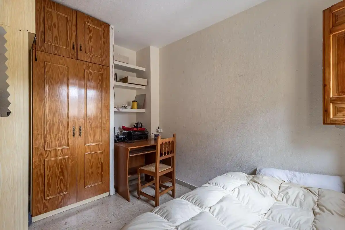 Dormitori de Casa o xalet en venda en Granada amb Aire condicionat i Terrassa