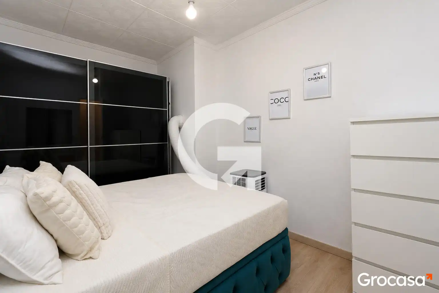 Habitación de Piso en venta en Terrassa con Terraza, Amueblado y TV