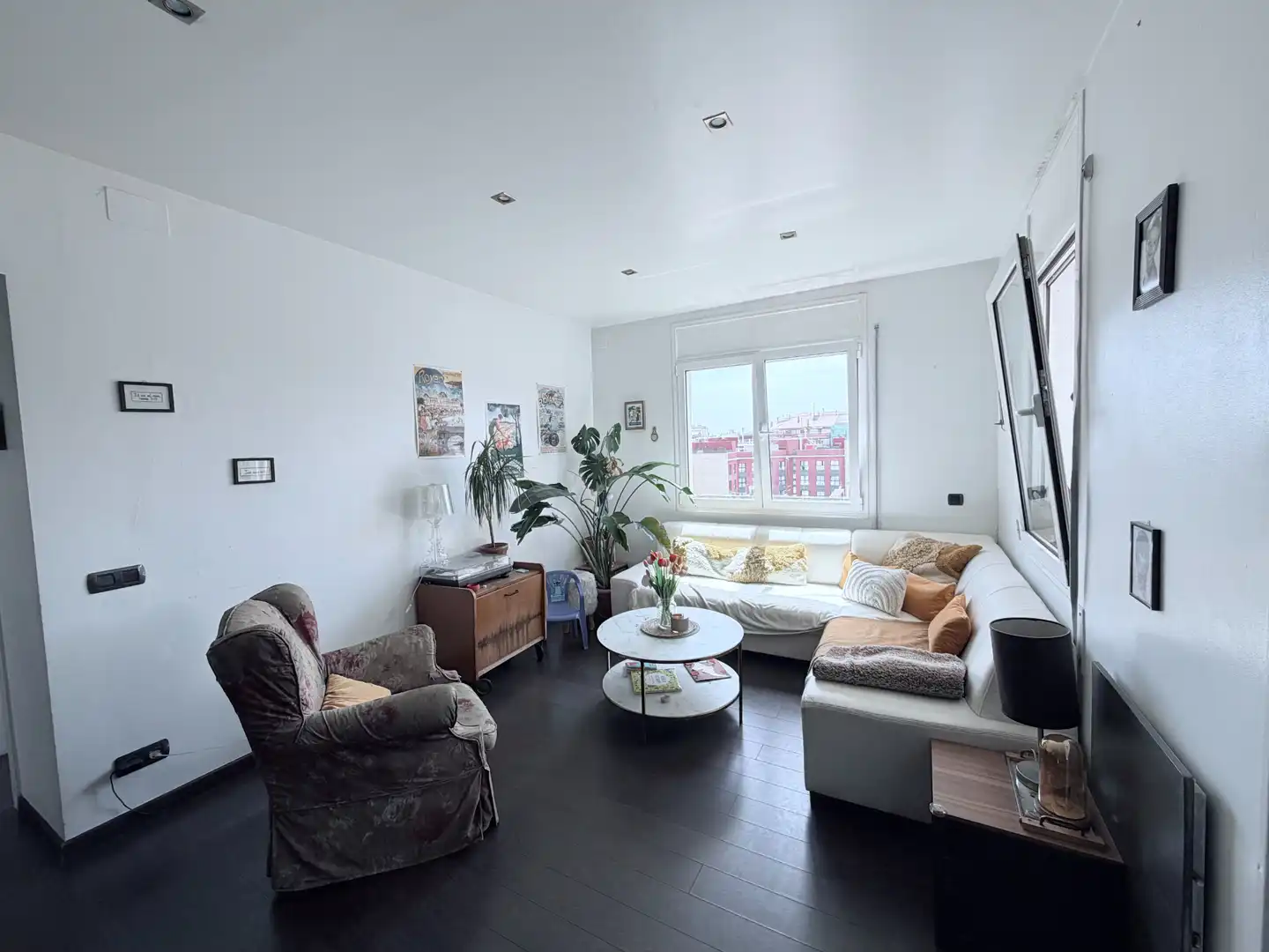 Sala de estar de Ático en venta en Barcelona con Aire acondicionado, Calefacción y Parquet